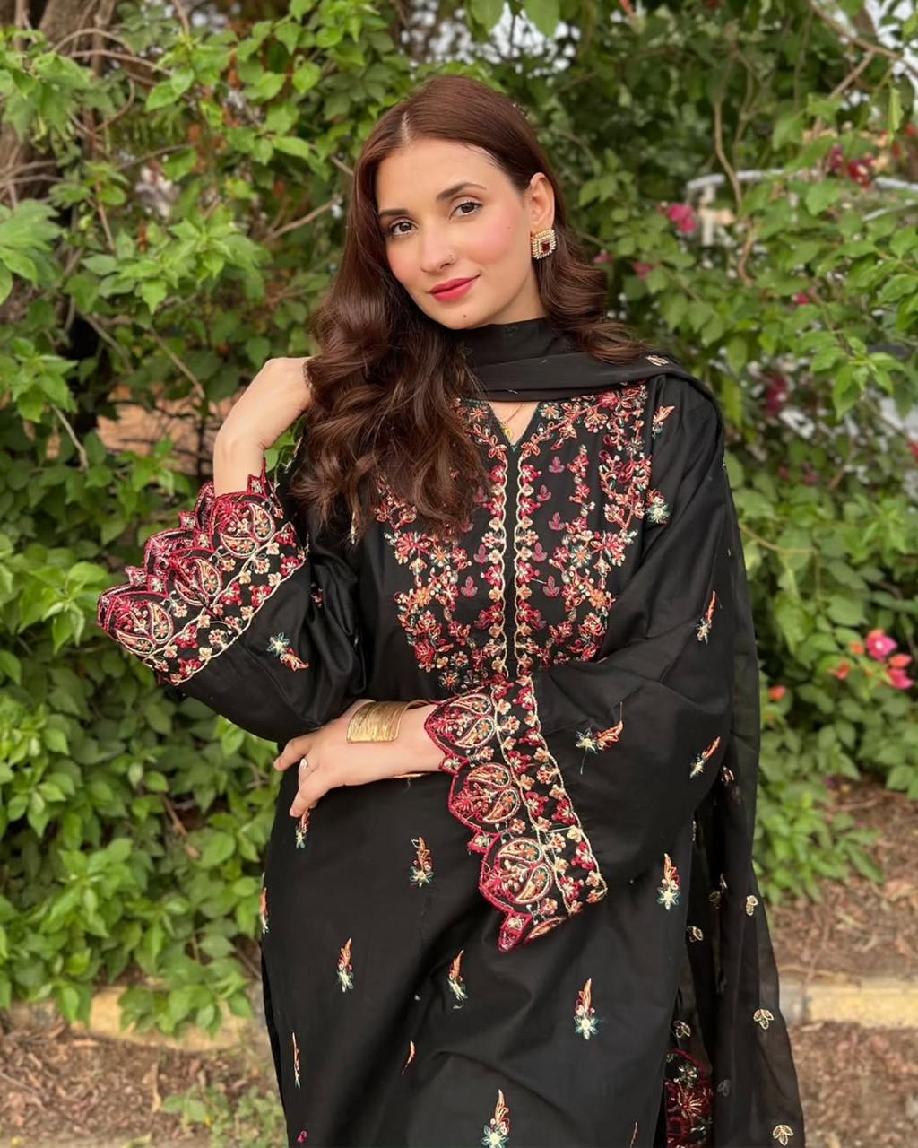 BLACK EMB 3PC STITCHED FOR GIRLS