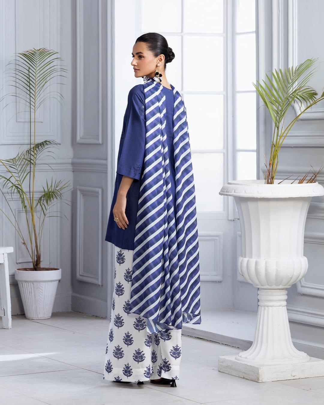 MARMAR (FARSHI SHALWAR)3pc STITCHED