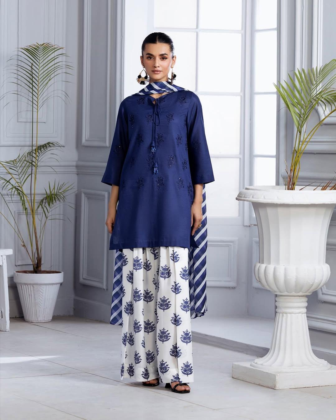 MARMAR (FARSHI SHALWAR)3pc STITCHED