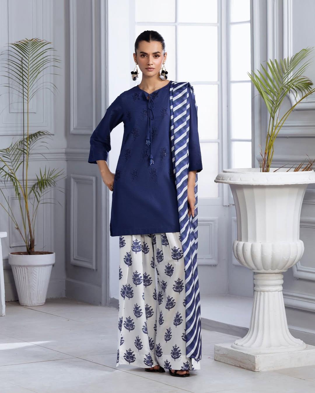 MARMAR (FARSHI SHALWAR)3pc STITCHED