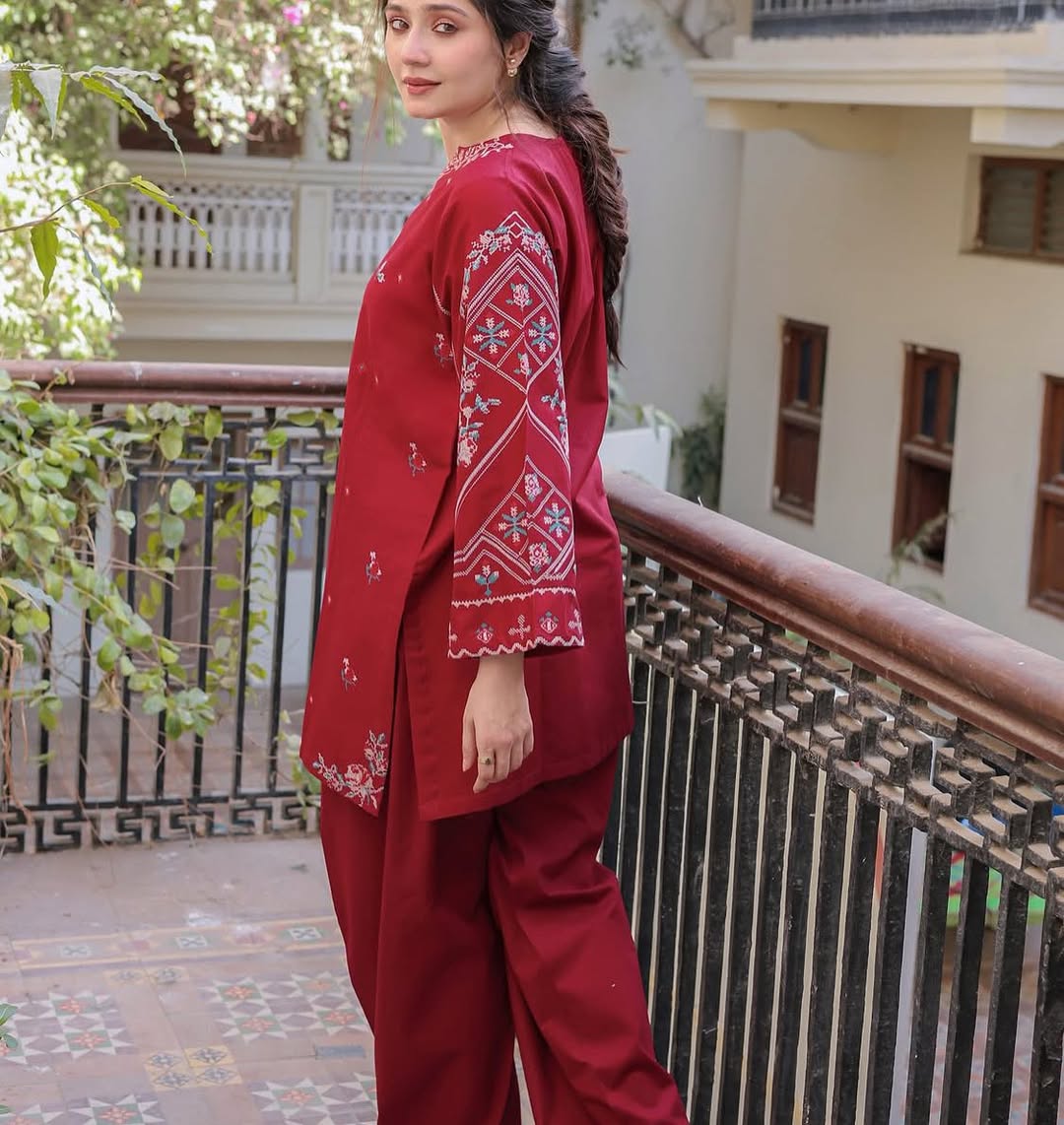 NISHA LAWN EMB CORD SETS ( FARSHI SHALWAR)