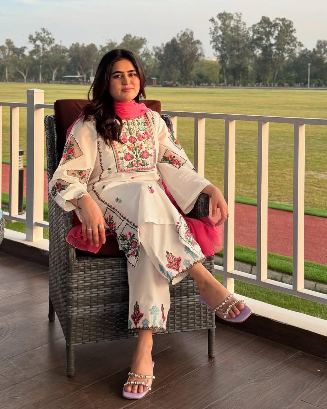 VIOLET LAWN EMB 3PC  STITCHED FOR GIRLS