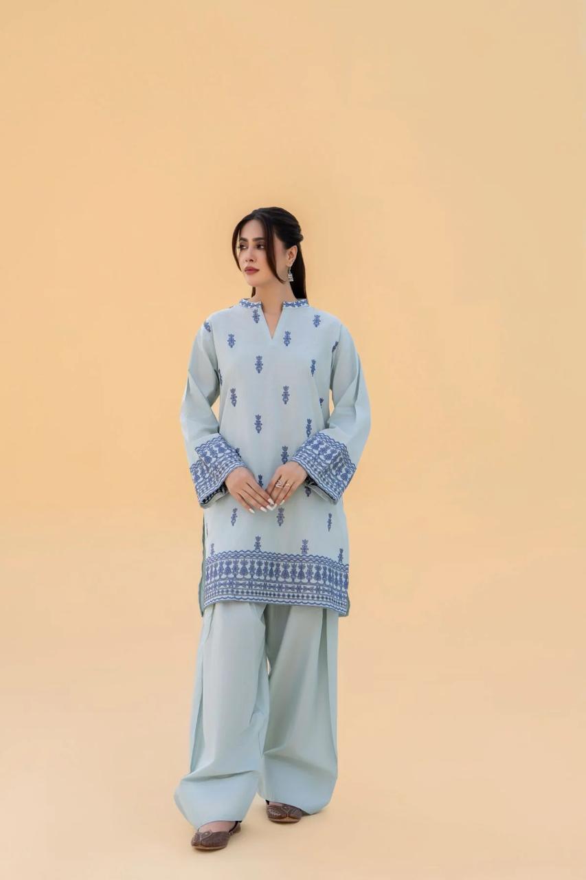 DAINA LAWM 2PC ( FARSHI SHALWAR) STITCHED FOR GIRLS