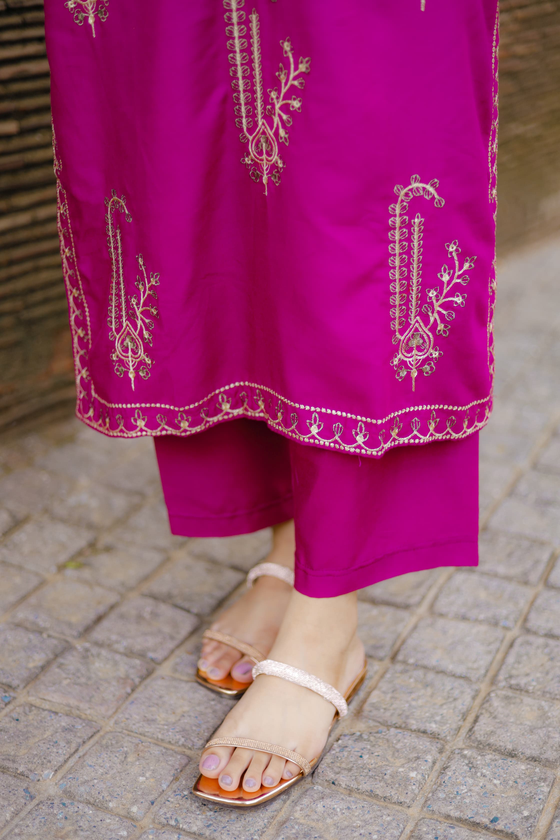 JASMINE EMB LONG LENGHT 2 pieces stitched