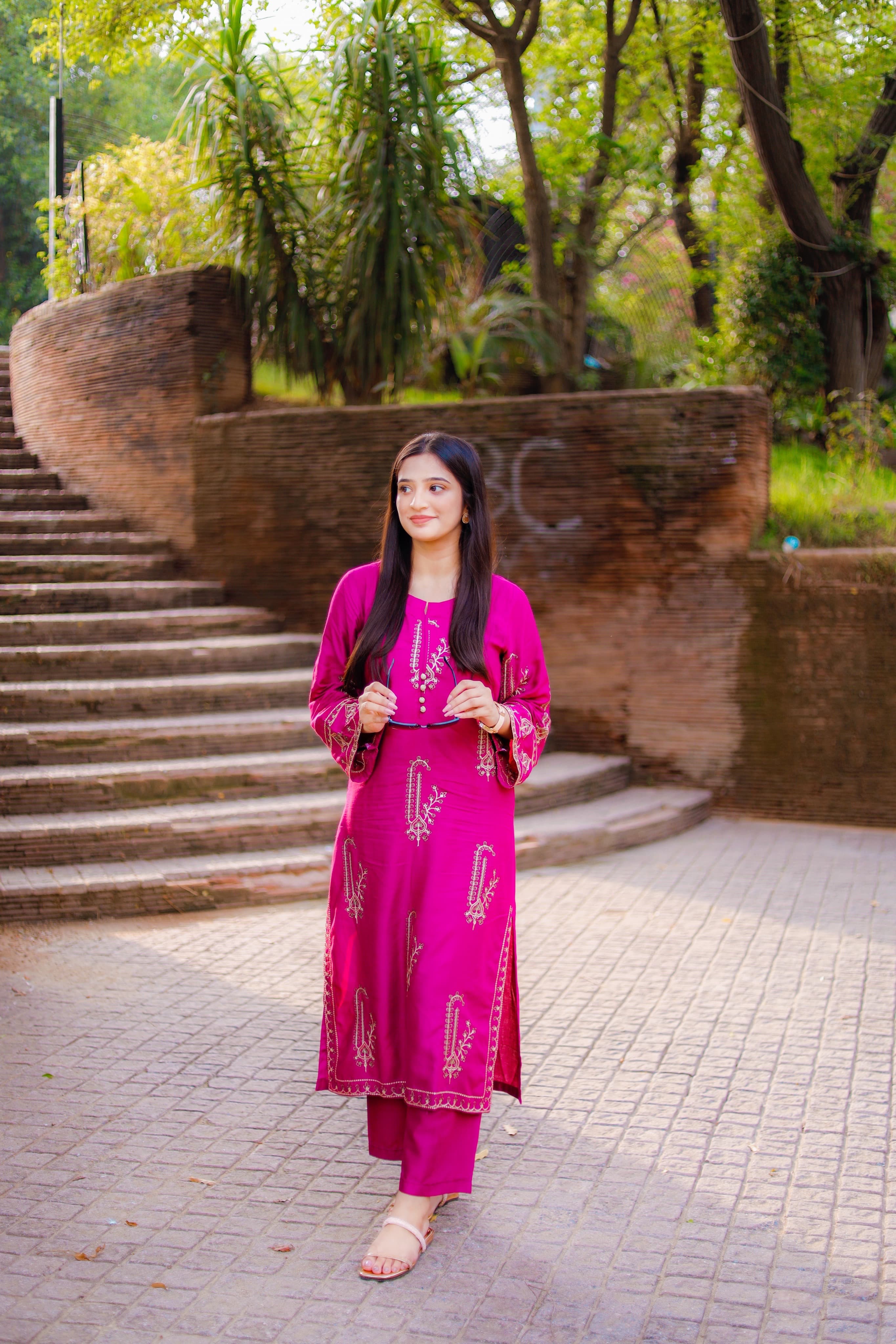 JASMINE EMB LONG LENGHT 2 pieces stitched