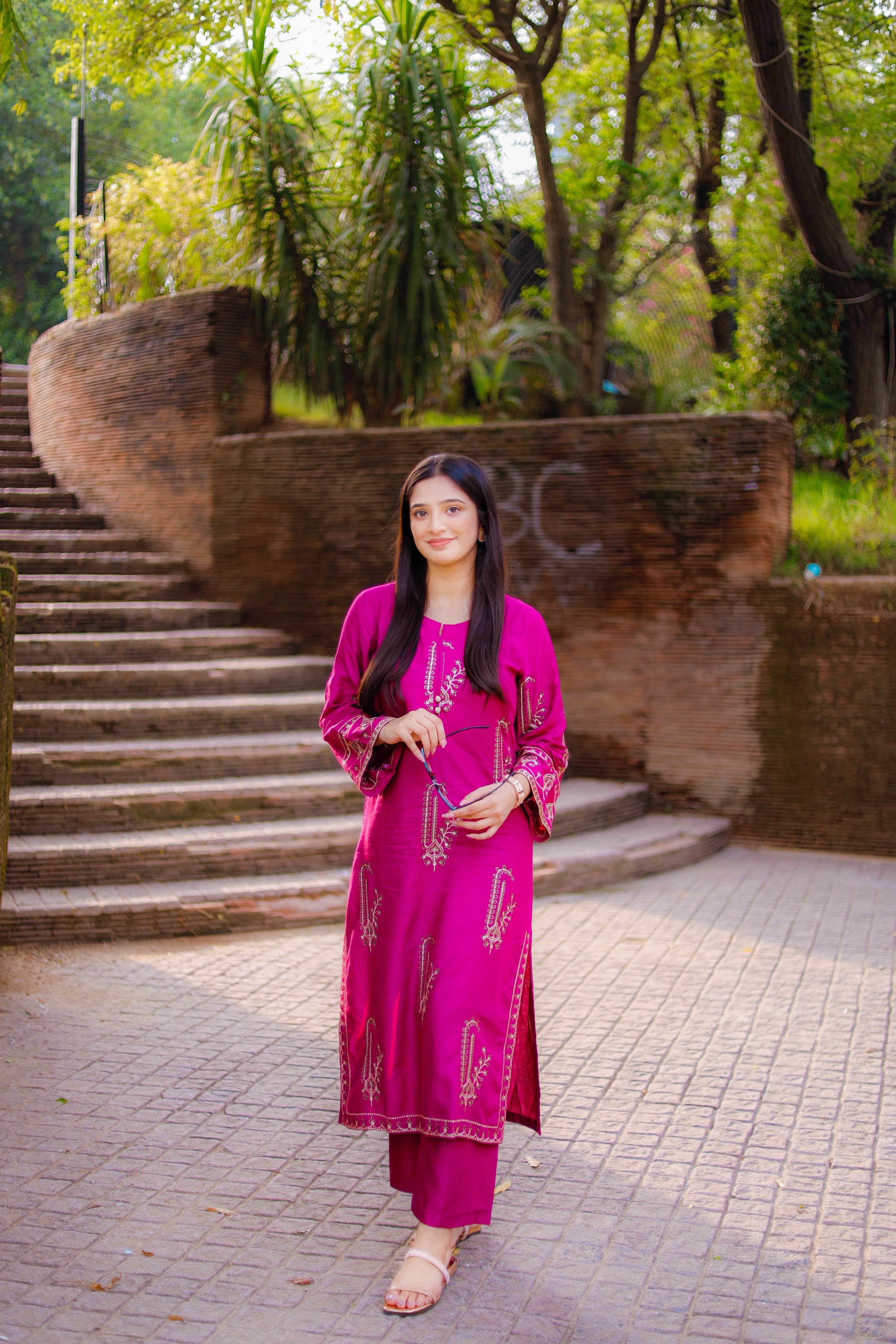 JASMINE EMB LONG LENGHT 2 pieces stitched